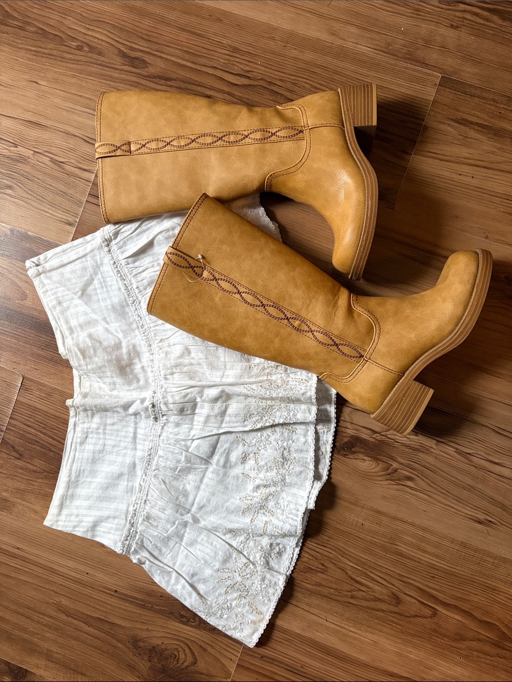 ABERCROMBIE & FITCH White Cotton Skirt